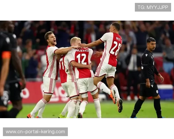 爱尔兰足球决赛上演压哨扳平,伤停补时点球改写结局 爱尔兰足球决赛上演压哨扳平,伤停补时点球改写结局